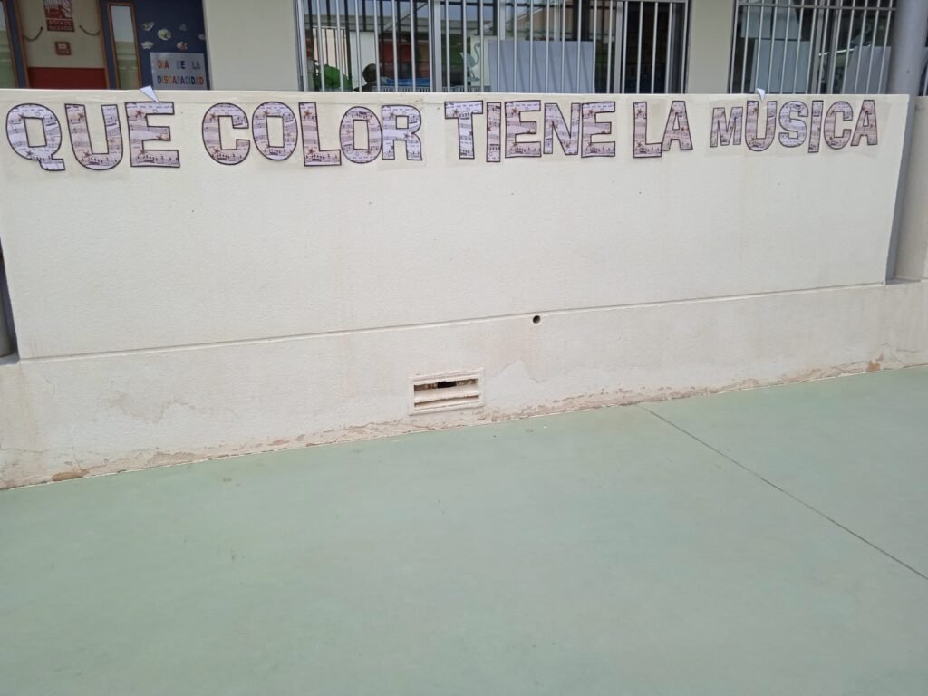 Mural cuentacuentos ¿Qué Color tiene la música?