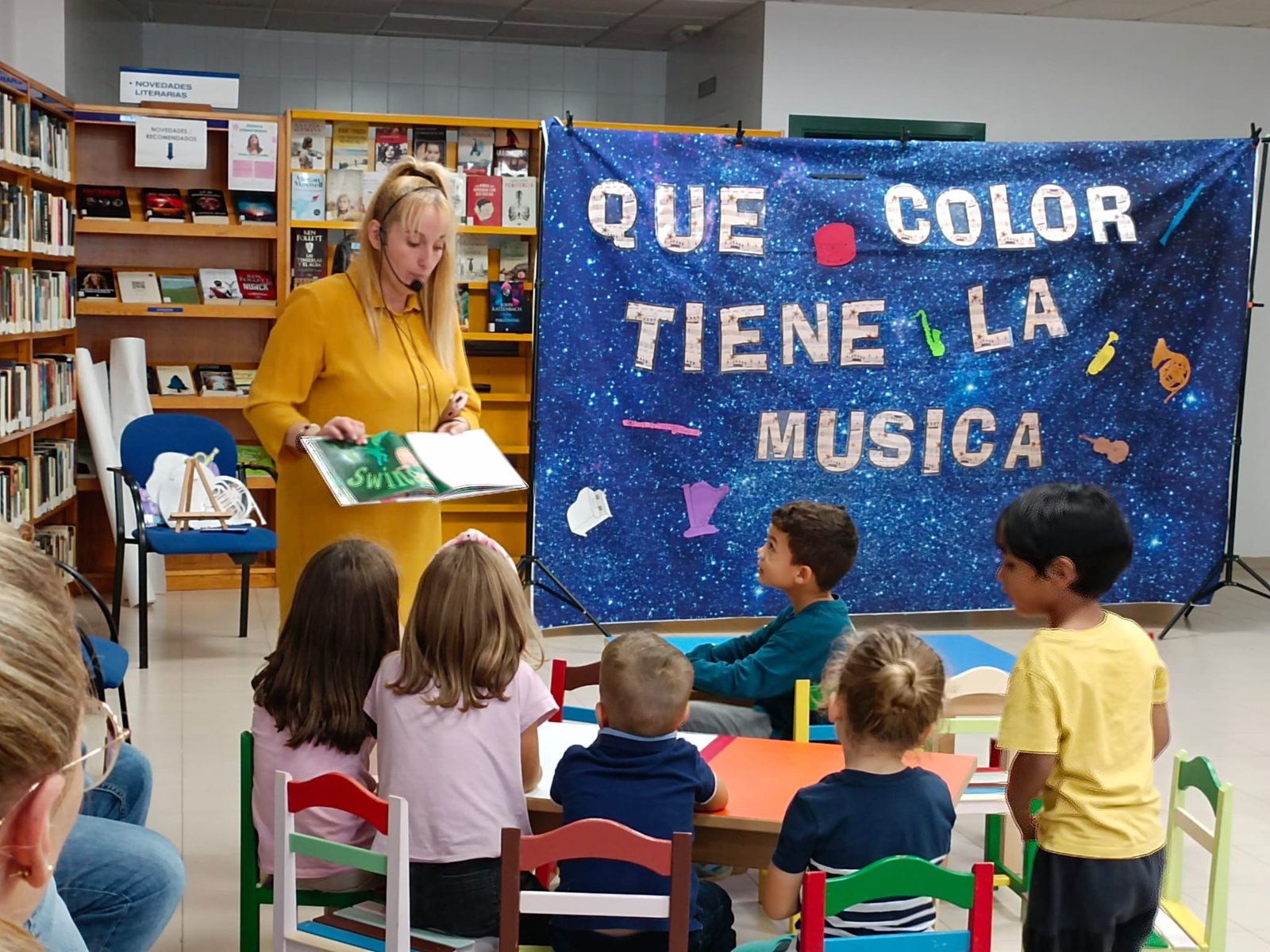 biblioteca-garrucha-cuentacuentos