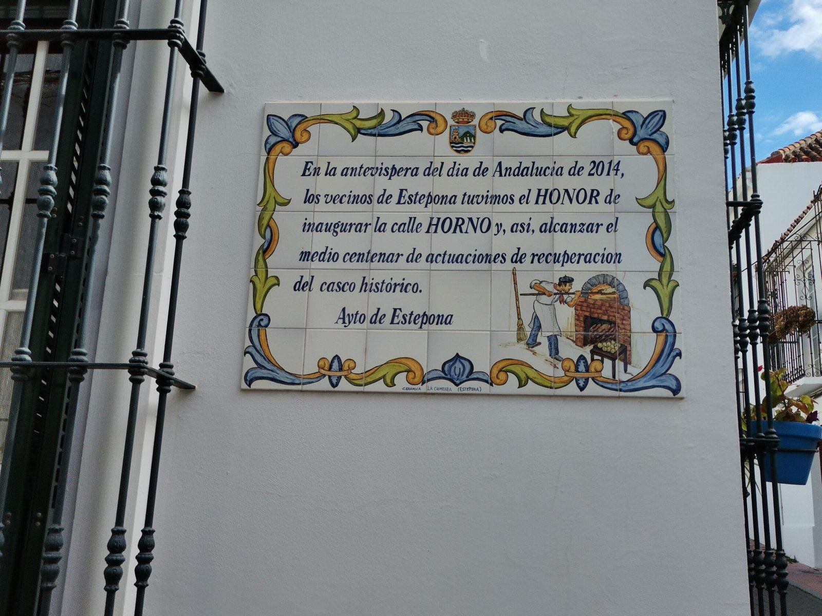 Placa en Estepona